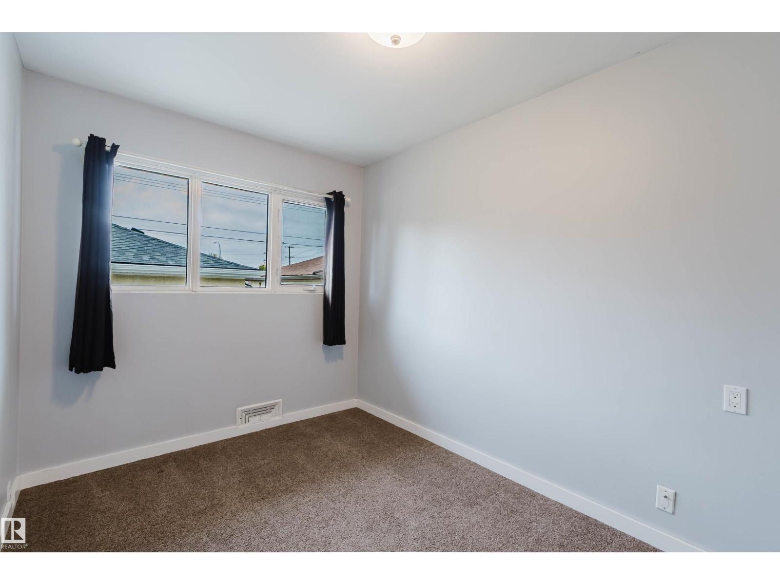 10138 62 ST NW - 12