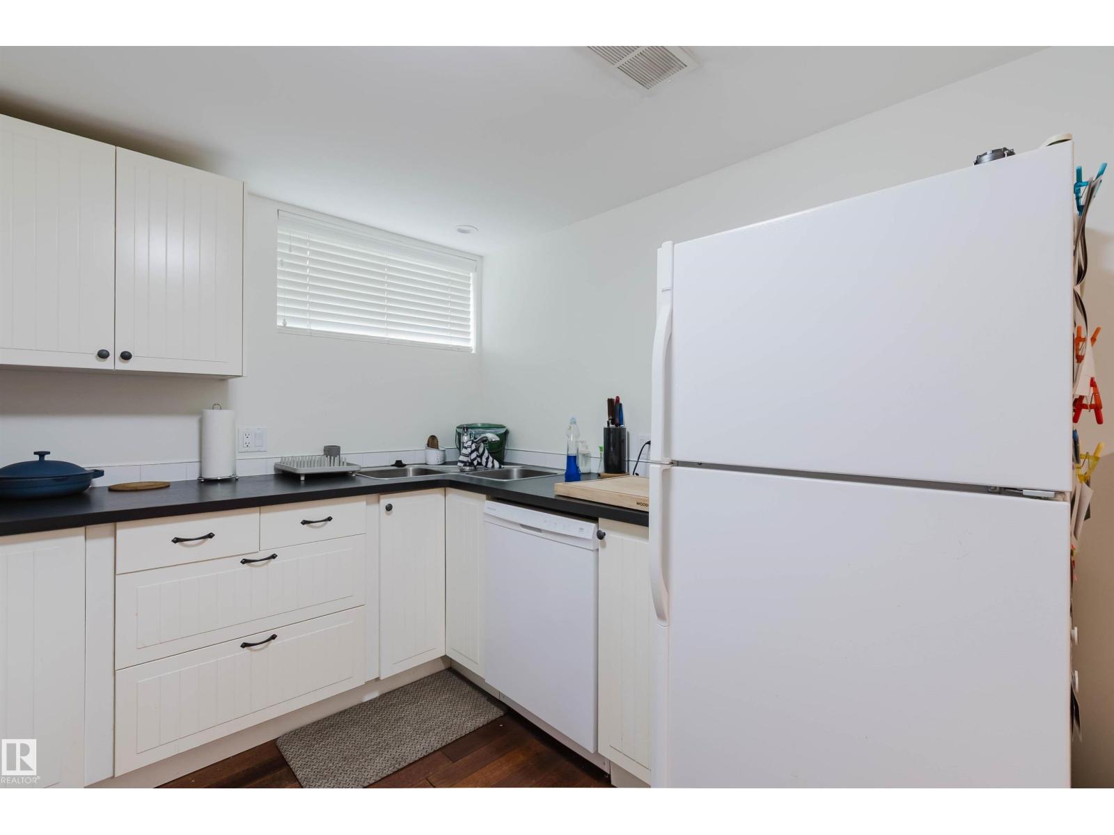 10138 62 ST NW - 16