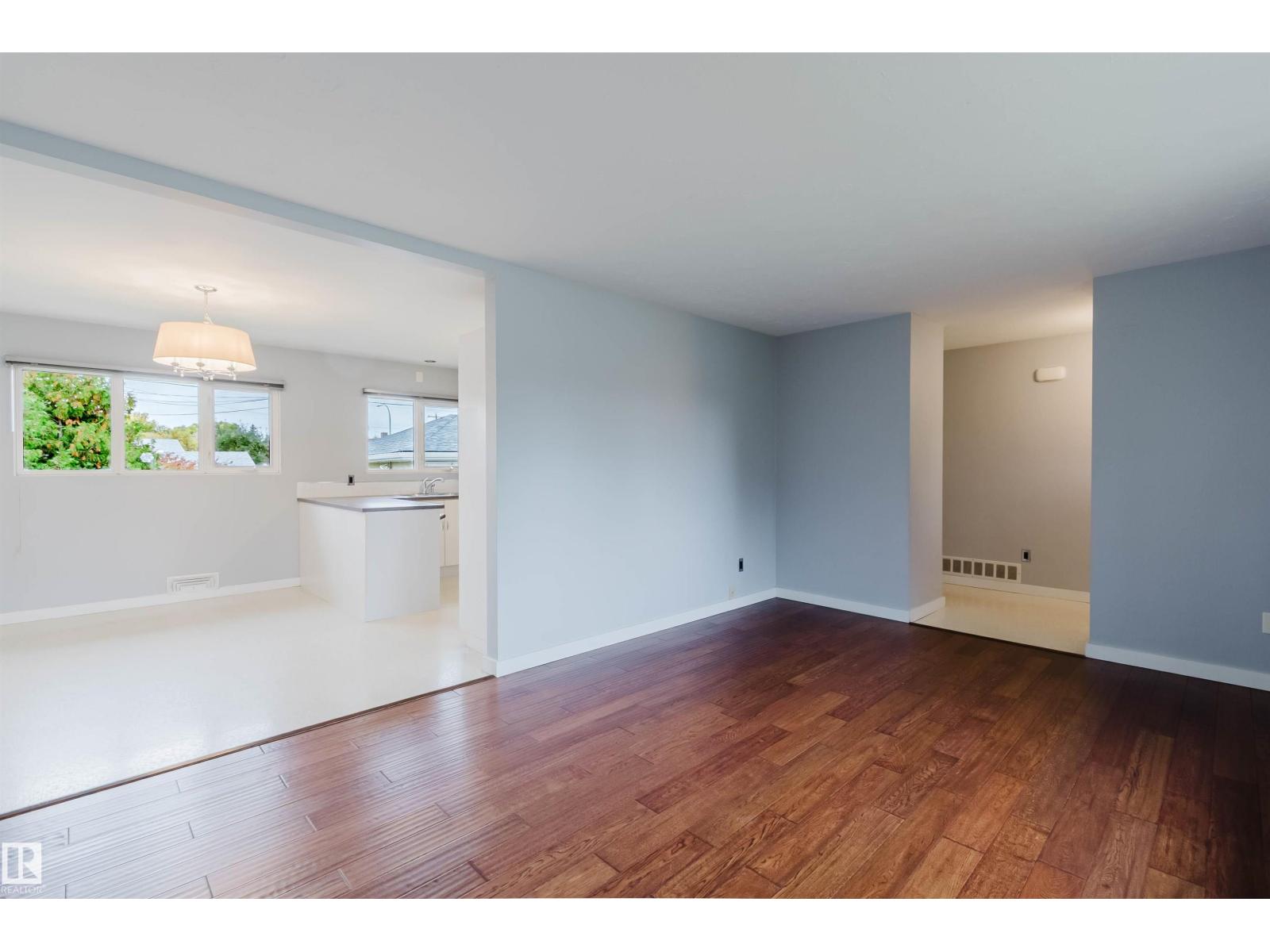 10138 62 ST NW - Image 4