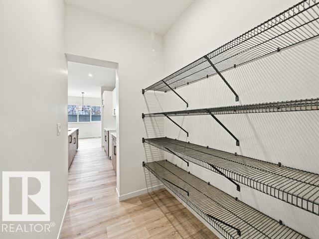 9332 230 ST NW - 11