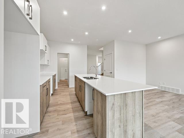 9332 230 ST NW - 22