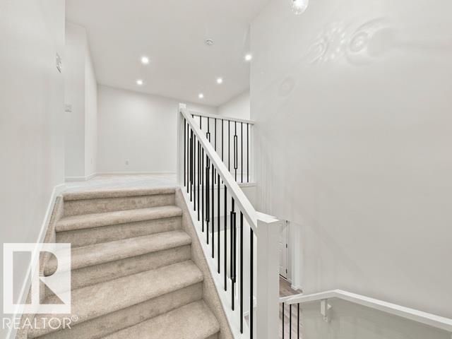 9332 230 ST NW - 25