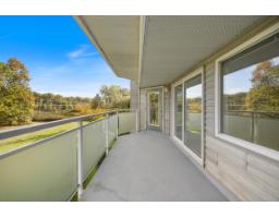 301 13680 84 Avenue, Surrey, BC V3W0T6 Photo 13