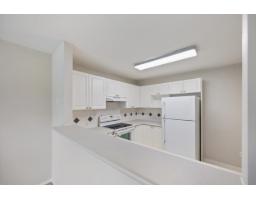 301 13680 84 Avenue, Surrey, BC V3W0T6 Photo 18