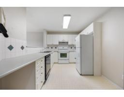301 13680 84 Avenue, Surrey, BC V3W0T6 Photo 19