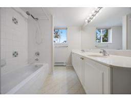 301 13680 84 Avenue, Surrey, BC V3W0T6 Photo 30