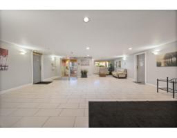 301 13680 84 Avenue, Surrey, BC V3W0T6 Photo 34
