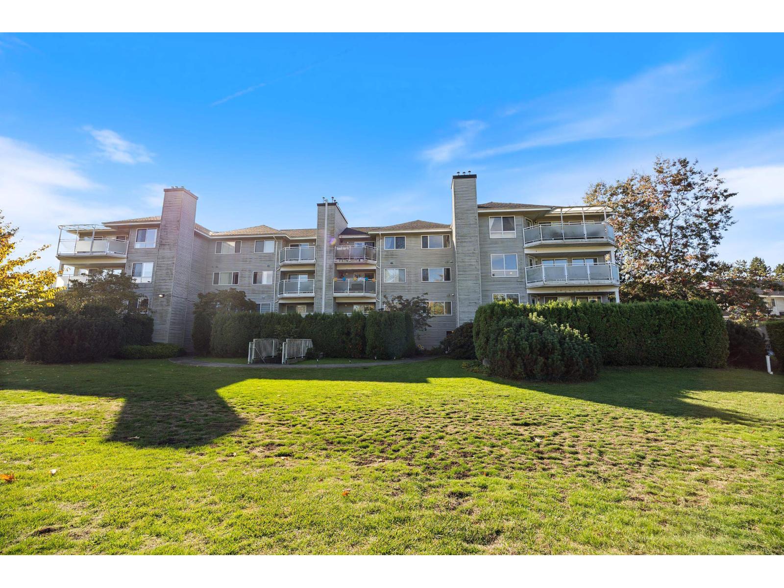301 13680 84 AVENUE, Surrey - Image 1