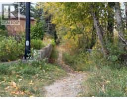 7219 Bow Crescent NW - photo 3
