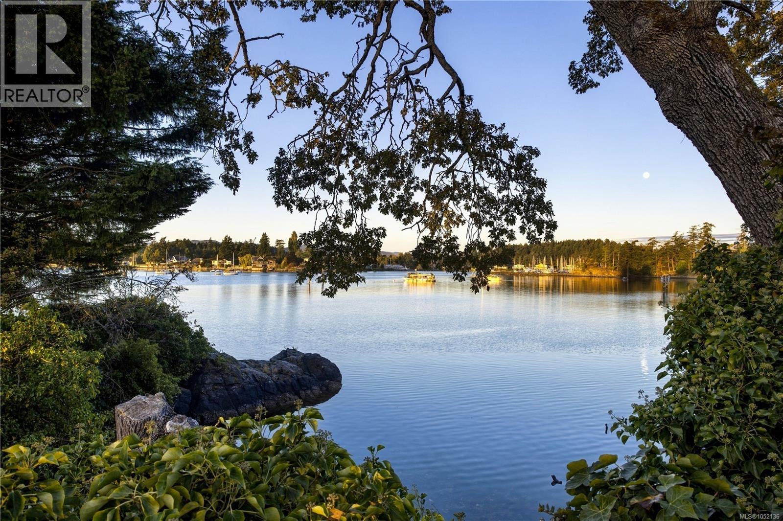 10814 Beach Rd - 36