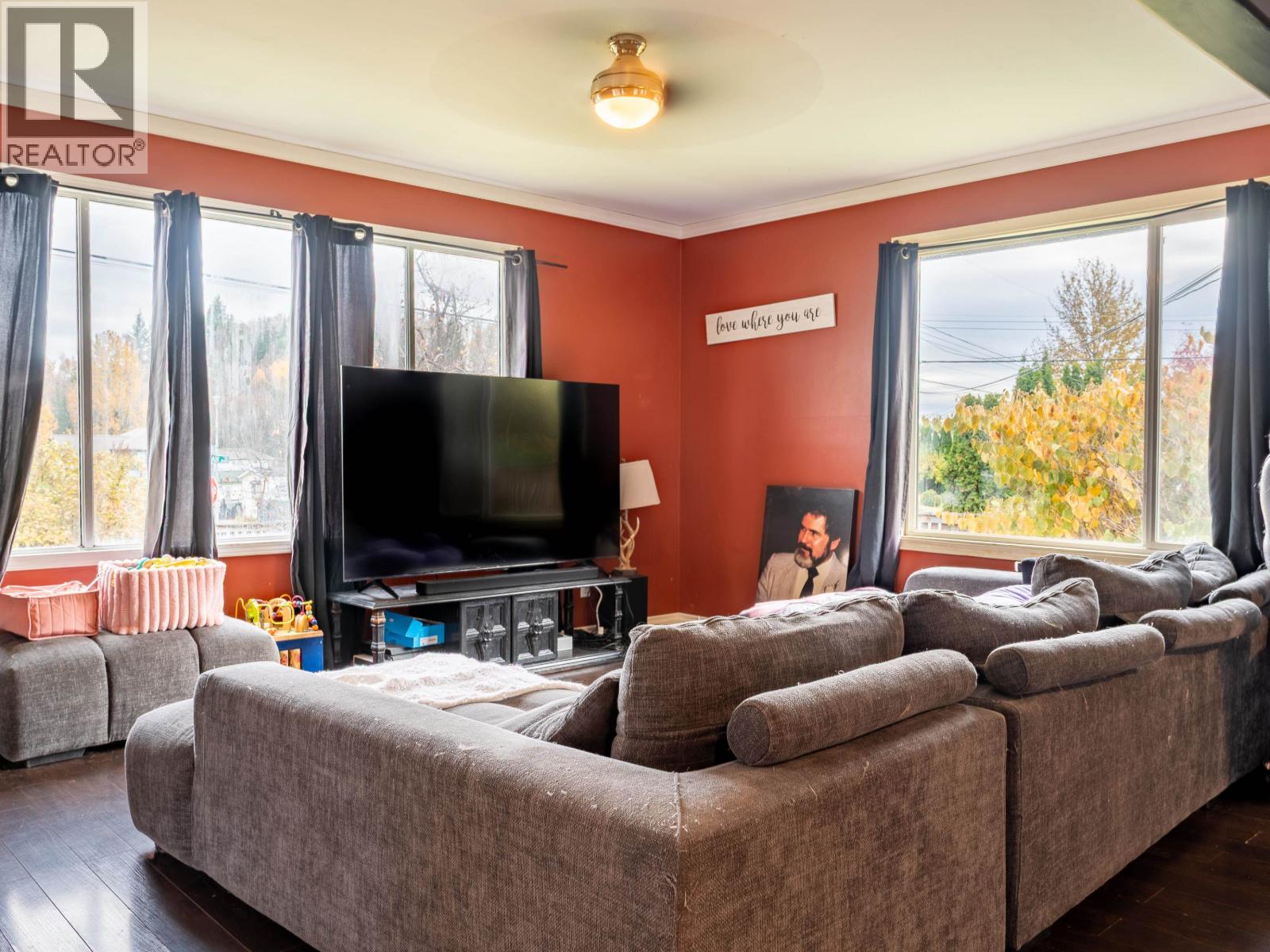 5328 COOK CRESCENT - Image 12