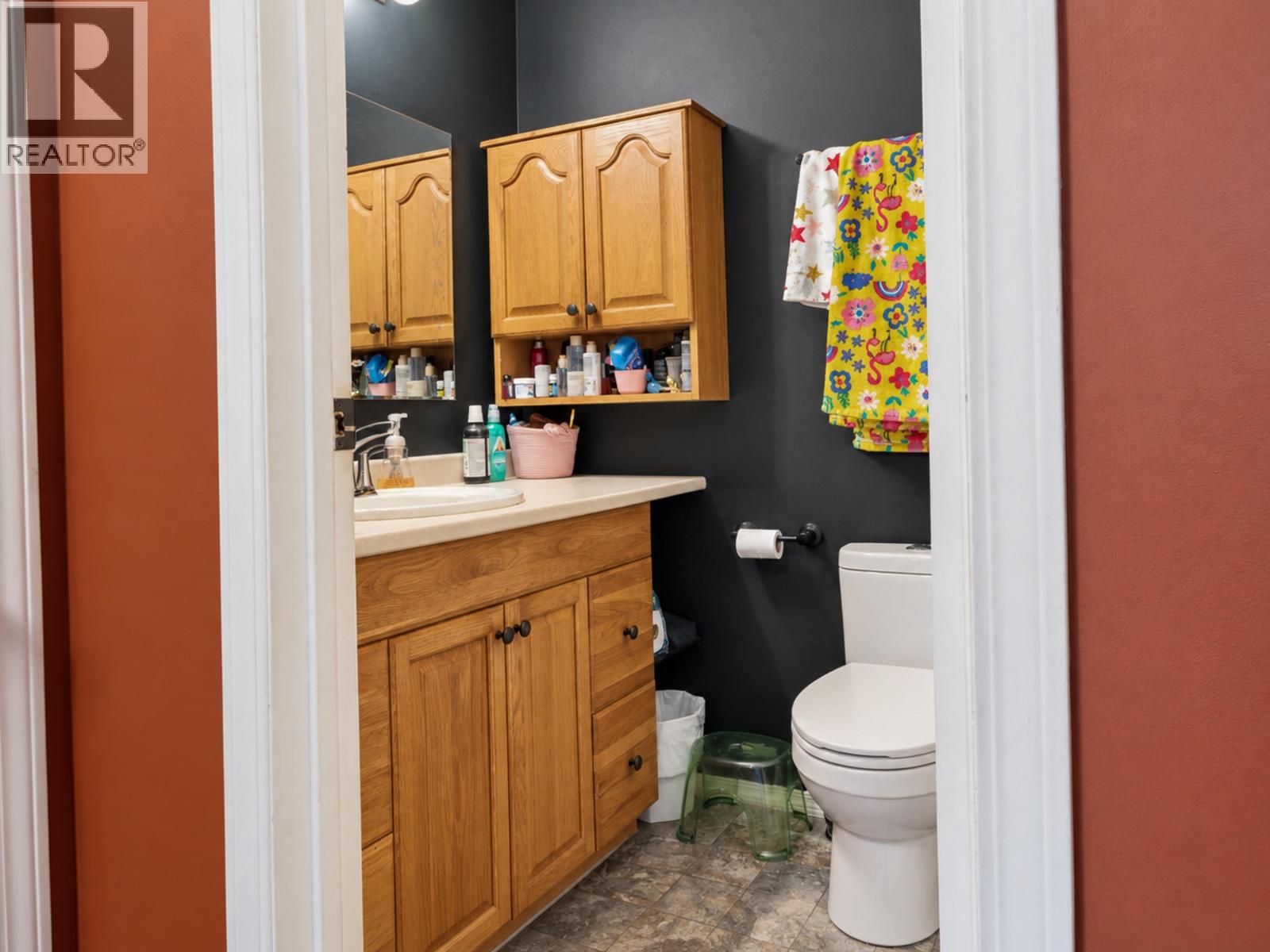 5328 COOK CRESCENT - 16