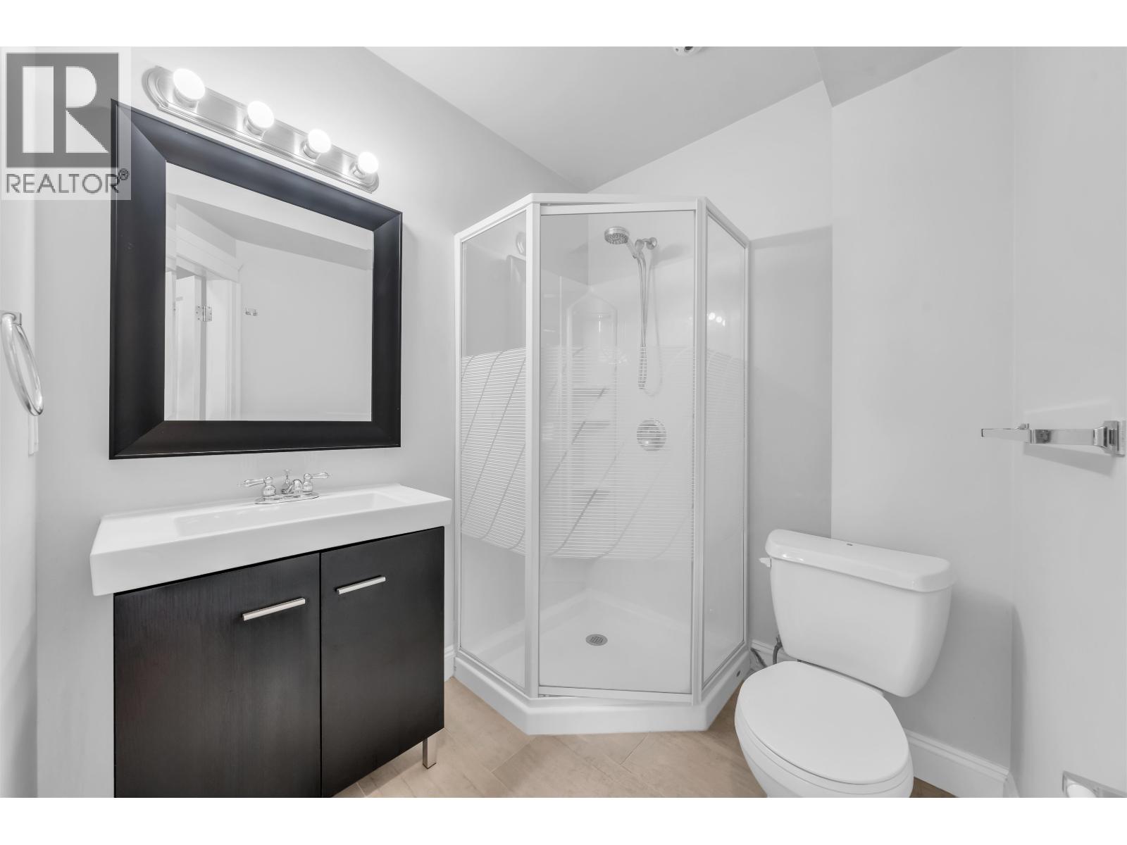 Photo of 8758 CREST DRIVE 32