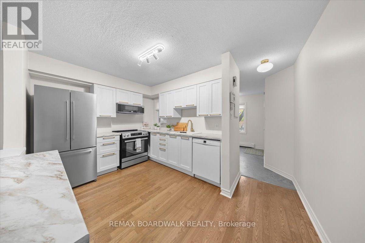 31 SHEBA PRIVATE, Ottawa — photo 6