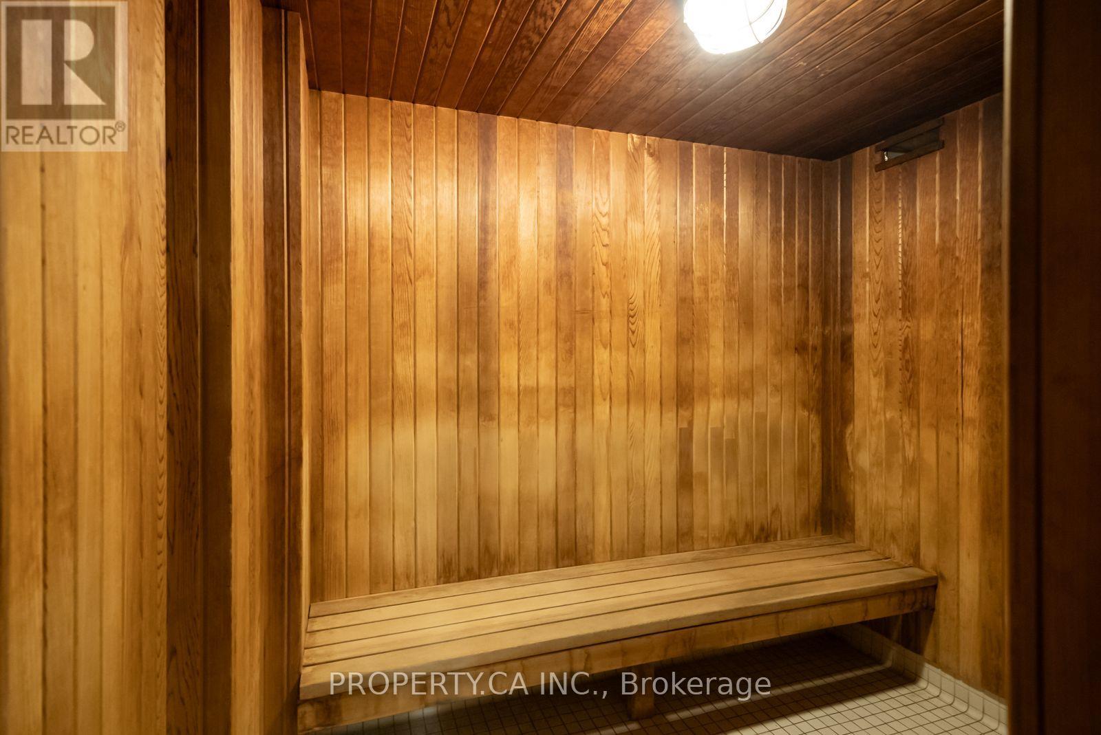 628 Fleet Street — photo 32