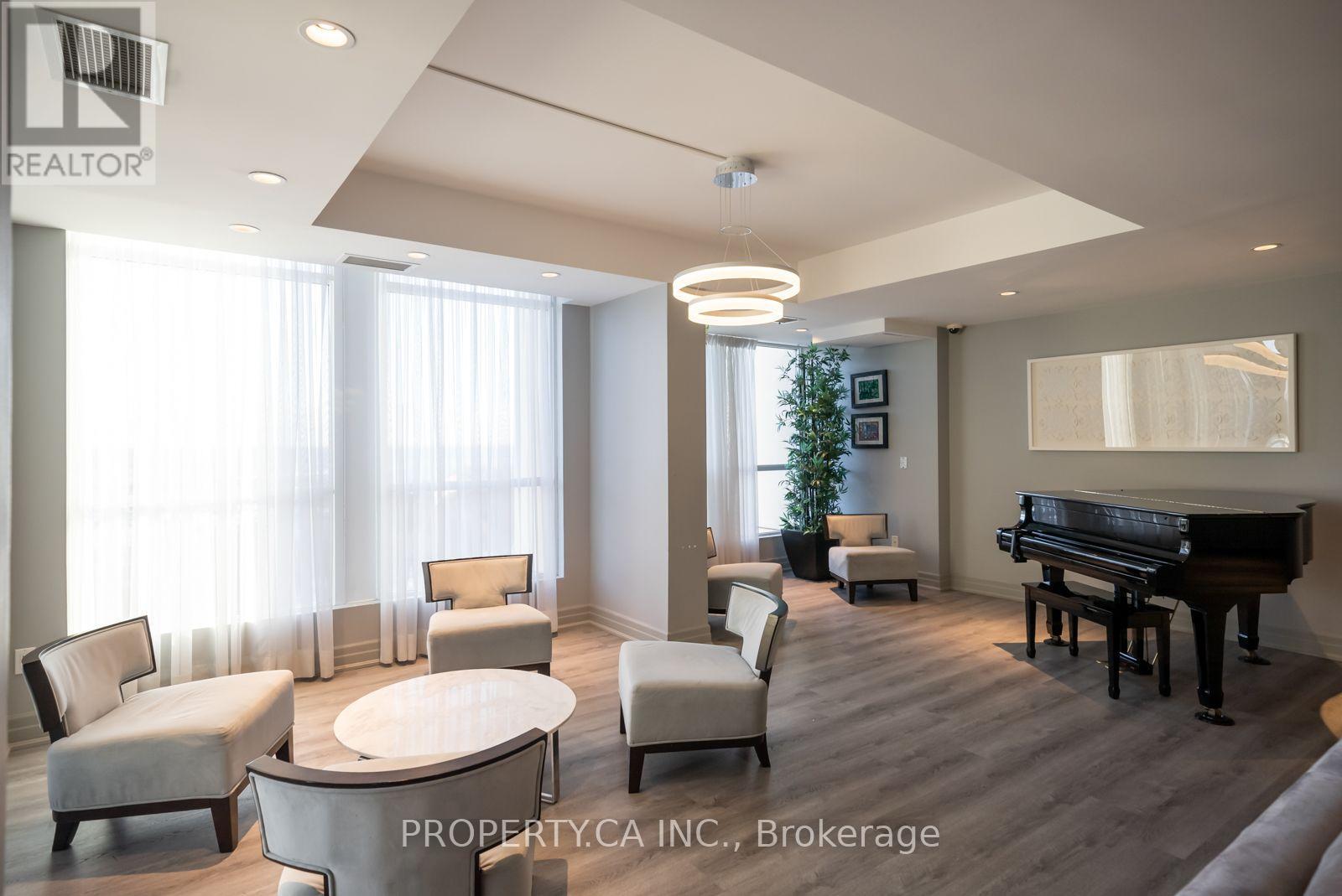 628 Fleet Street — photo 40