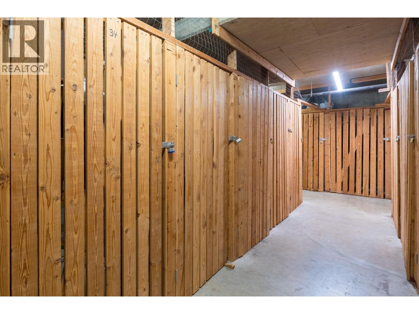206 2405 KAMLOOPS STREET, Vancouver - Image 1