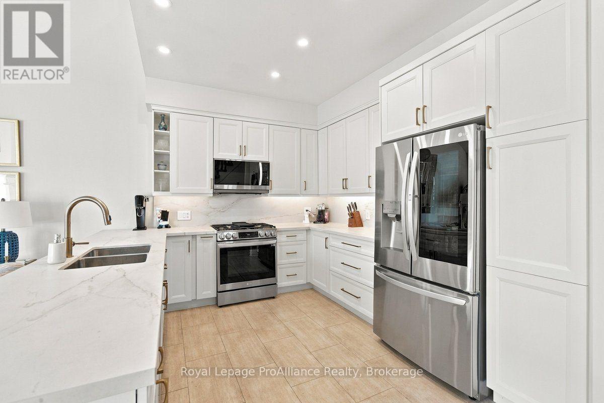 19 Shortreed Lane, Port Hope, ON photo 11