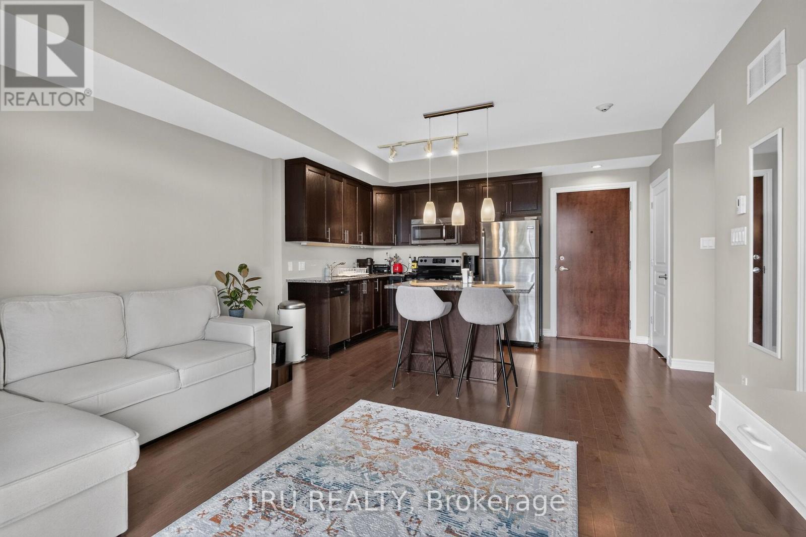 Condos for Sale in Ottawa – 404 – 655 BEAUPARC PRIVATE, Ottawa – By Peter Sagos - Image 14