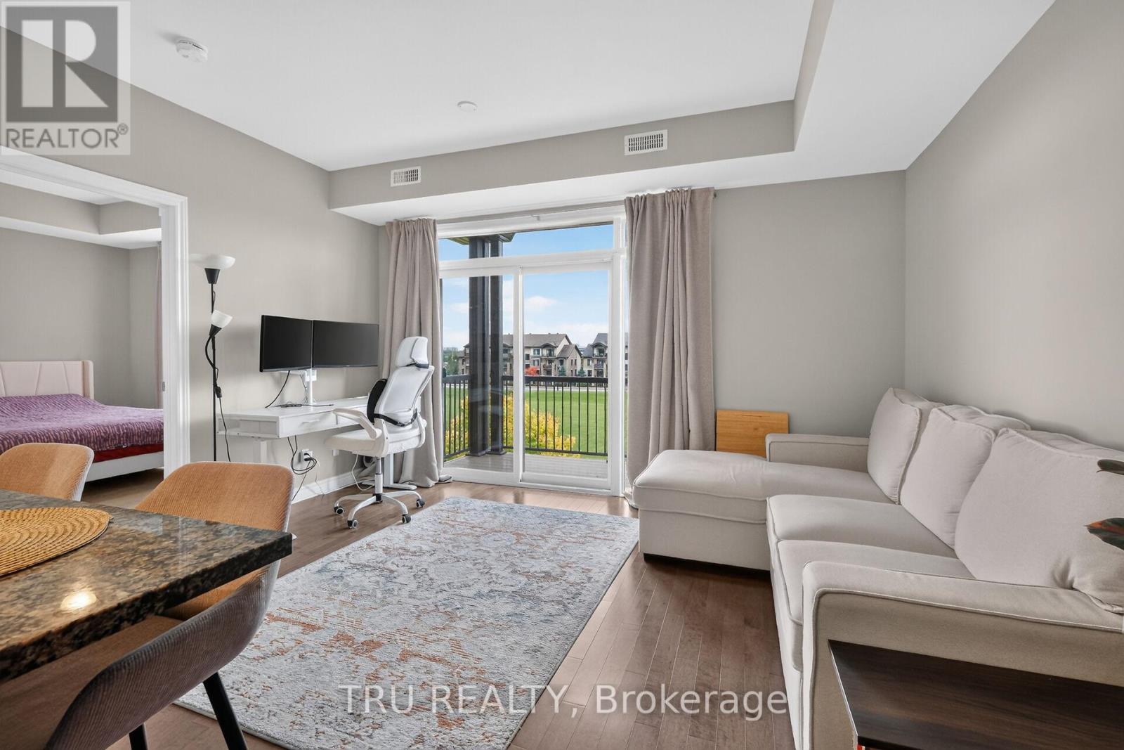 Condos for Sale in Ottawa – 404 – 655 BEAUPARC PRIVATE, Ottawa – By Peter Sagos - Image 11