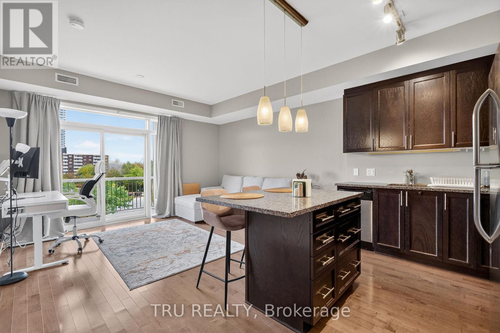 Condos for Sale in Ottawa – 404 – 655 BEAUPARC PRIVATE, Ottawa – By Peter Sagos - Image 18