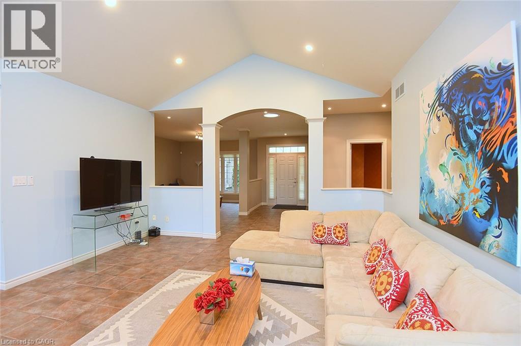 248 SOUTHCOTE Road - 10