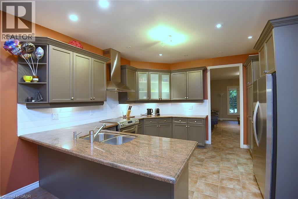 248 SOUTHCOTE Road - 19