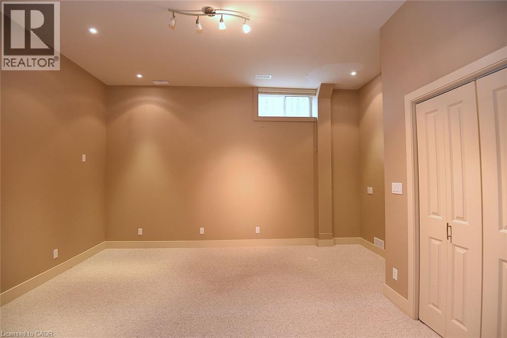 248 SOUTHCOTE Road - 31