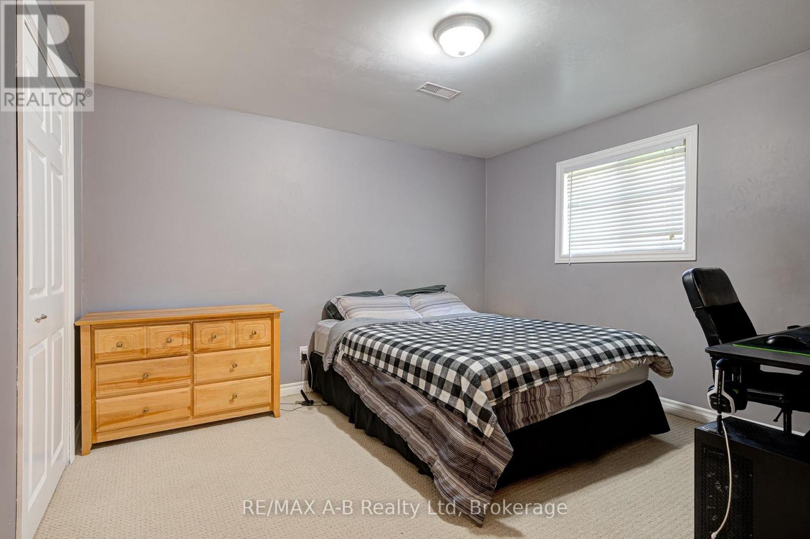 224 MORENZ DRIVE - 37