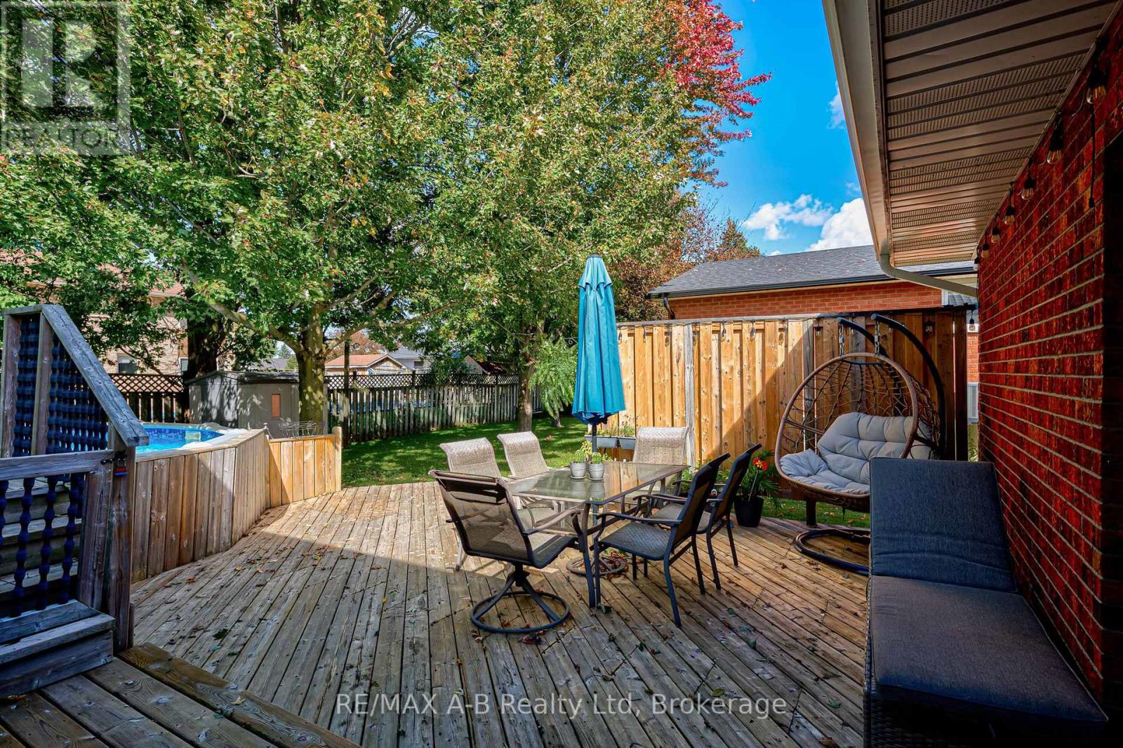 224 Morenz Drive — photo 44