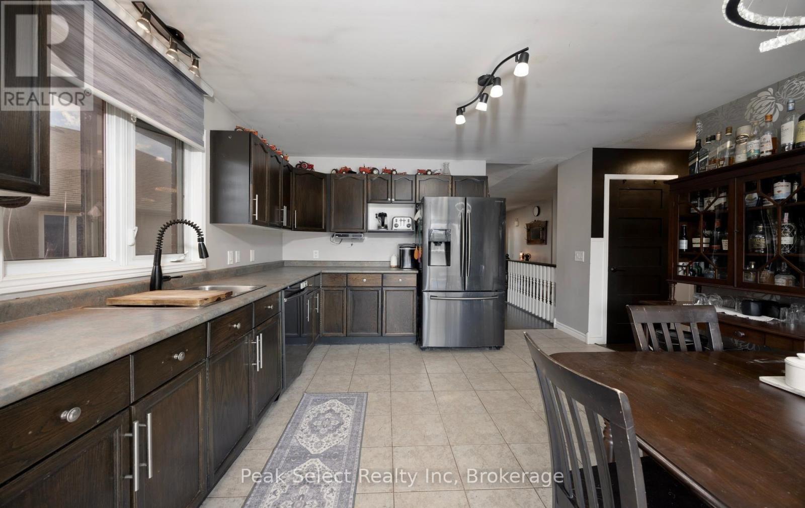 57 PARKHAVEN CRESCENT, St. Marys — photo 10