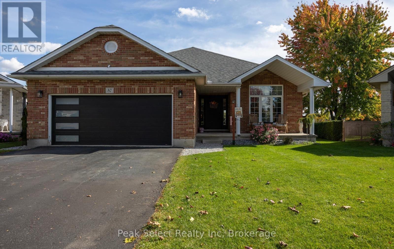 57 PARKHAVEN CRESCENT - 2