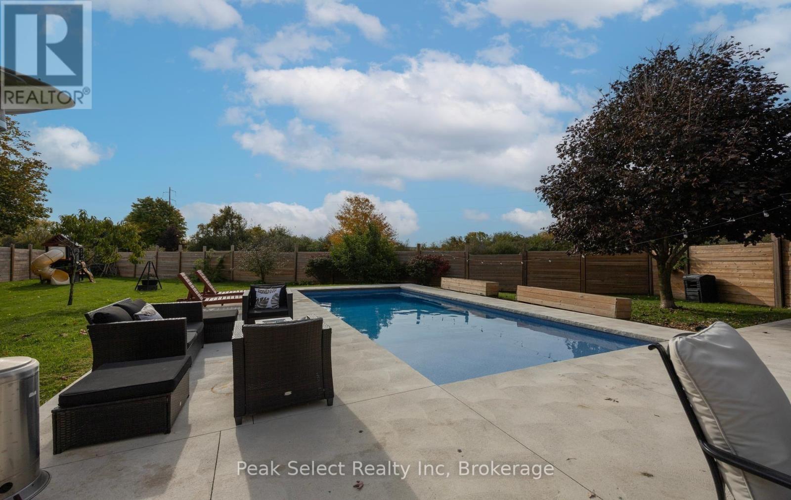 57 Parkhaven Crescent — photo 35