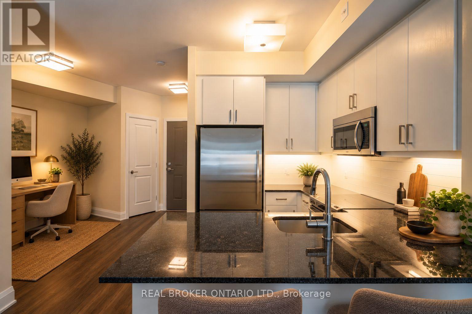 208 - 1 OLD MILL DRIVE, Toronto (High Park-Swansea) — photo 5