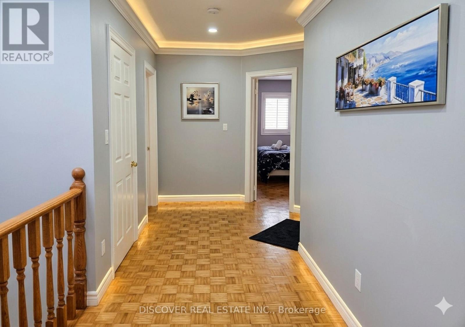 963 Hampton Crescent — photo 26