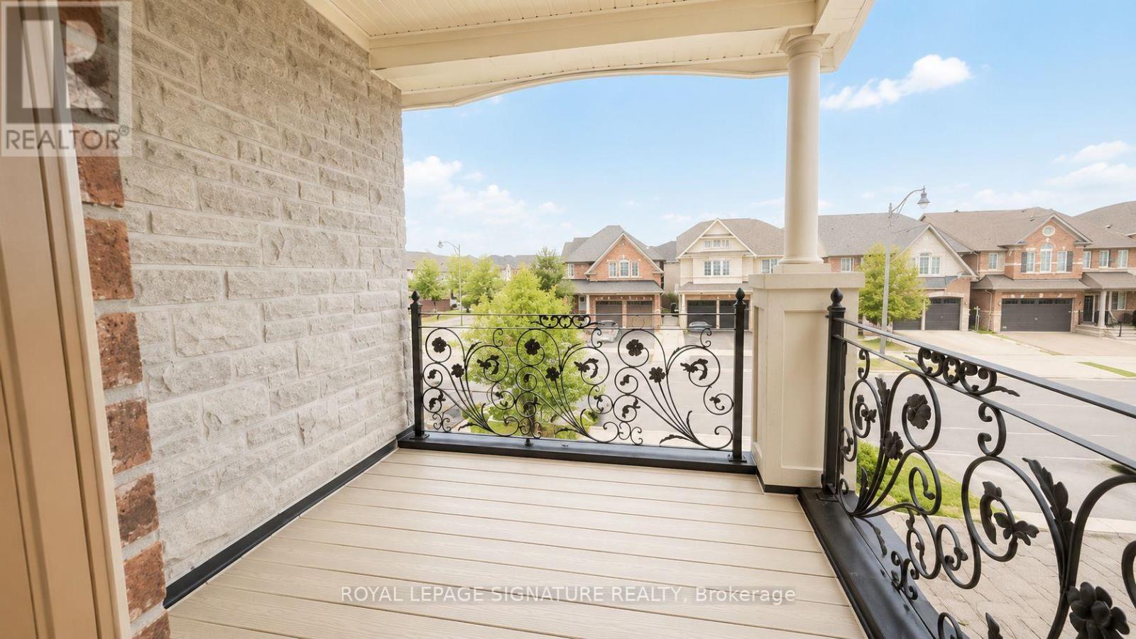 461 Dougall Avenue — photo 29