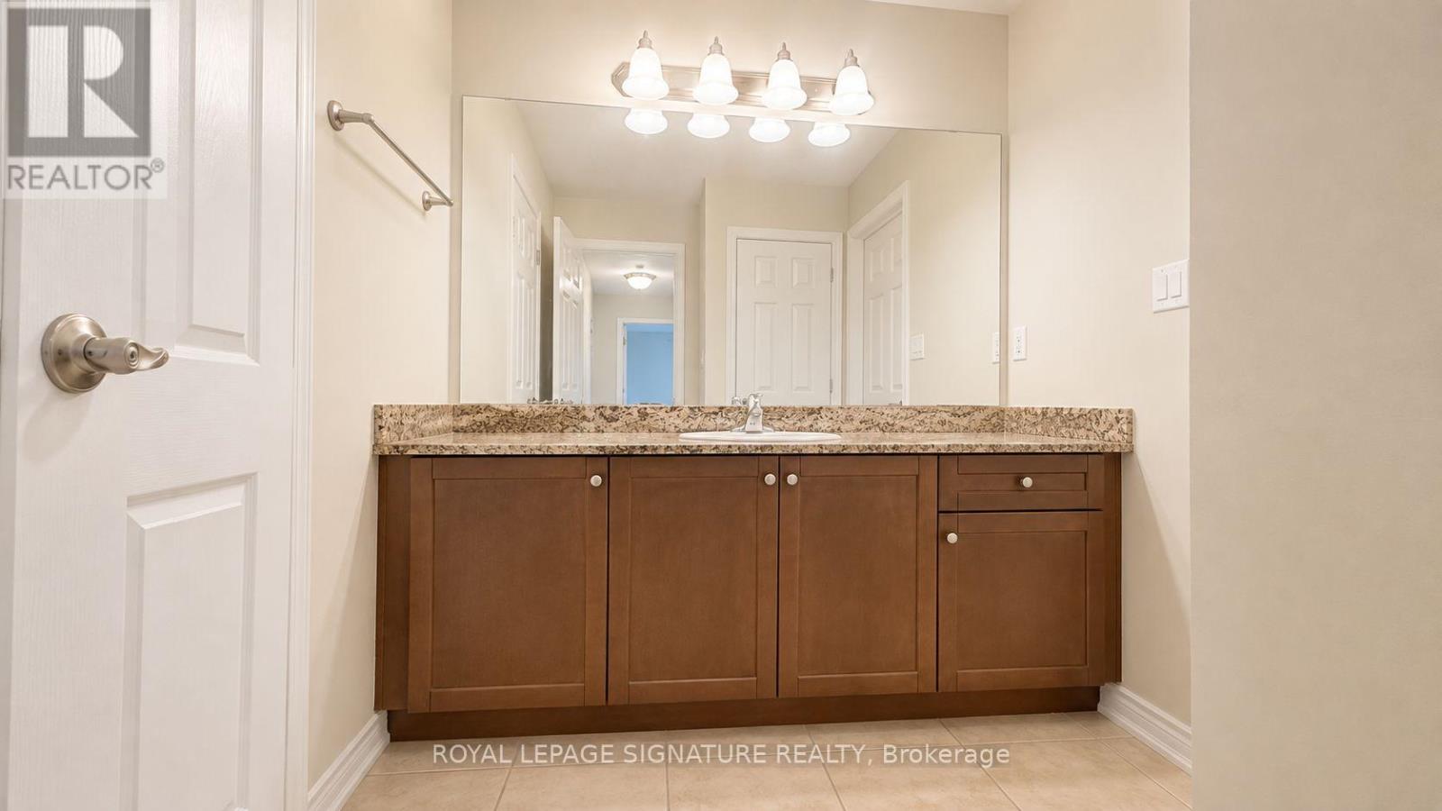 461 Dougall Avenue — photo 30