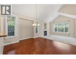 Entrance - 6347 Pinewood Lane, Nanaimo, BC V9V1A4 Photo 10