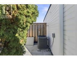 109 - 75 Weldrick Road E, Richmond Hill, ON L4C0H9 Photo 37