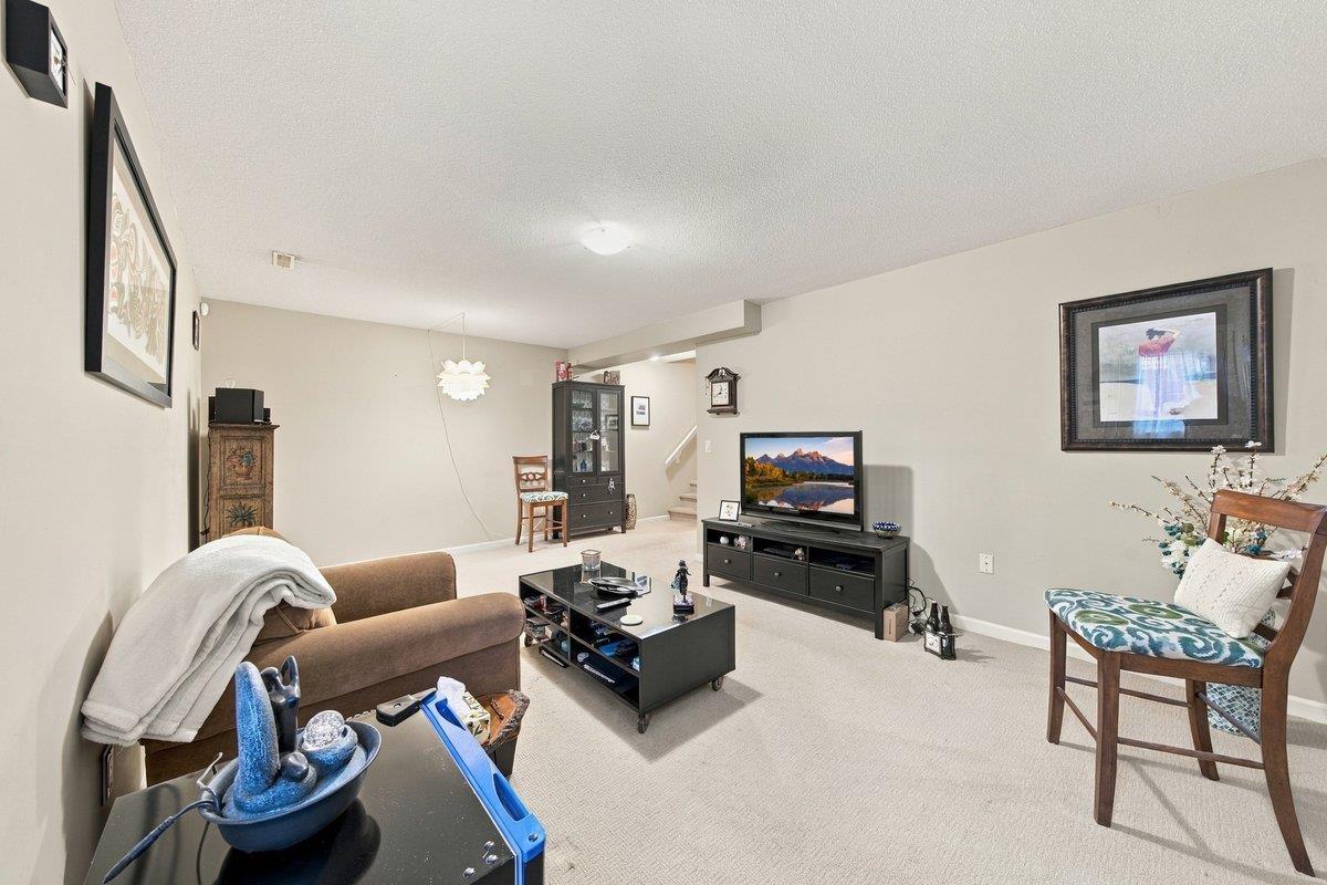 Photo of 18589 67 AVENUE 22