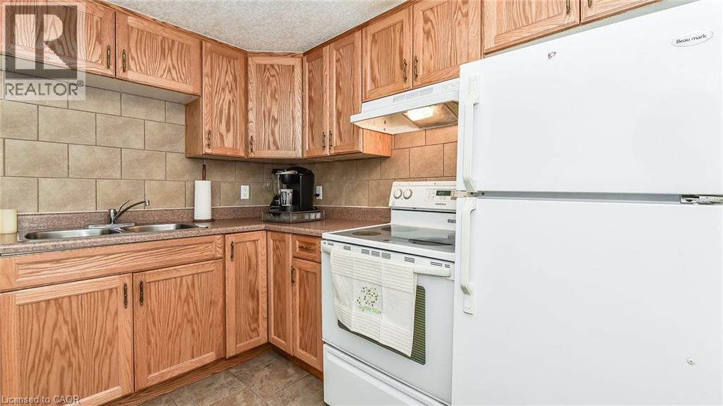 210 OVERLEA Drive Unit# Lower, Kitchener — photo 7