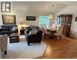 1204 Gabriola Dr, Parksville, BC V9P2X5 Photo 18