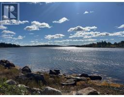 Eat in kitchen - 18467 Highway 7, Popes Harbour, NS B0J3H0 Photo 9