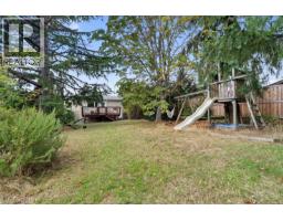 2825 Rockwell Ave, Saanich, BC V9A2M8 Photo 31