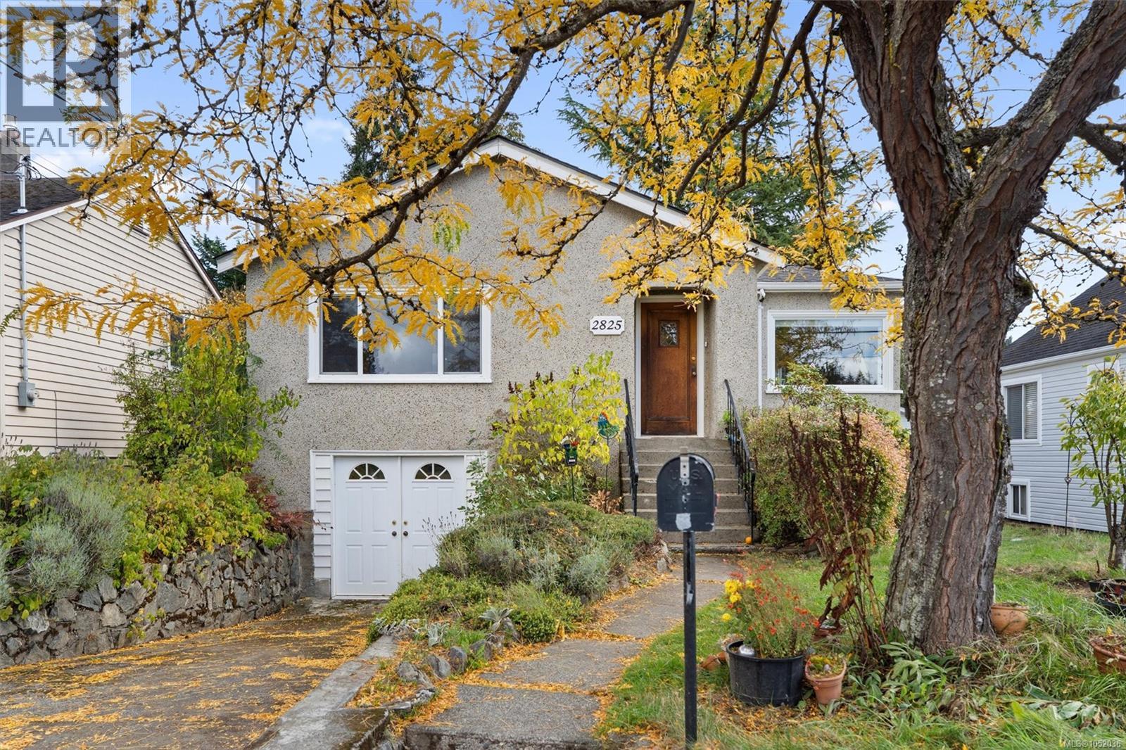 2825 Rockwell Ave - 1