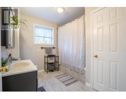 63 Heyden Lake Rd, Aweres Township, ON P6A5K7 Photo 18