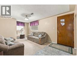 4pc Bathroom - 2315 22 Avenue Sw, Calgary, AB T2T0T1 Photo 10