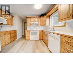 174 Eagle Road N - photo 9