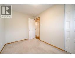 174 Eagle Road N - photo 16