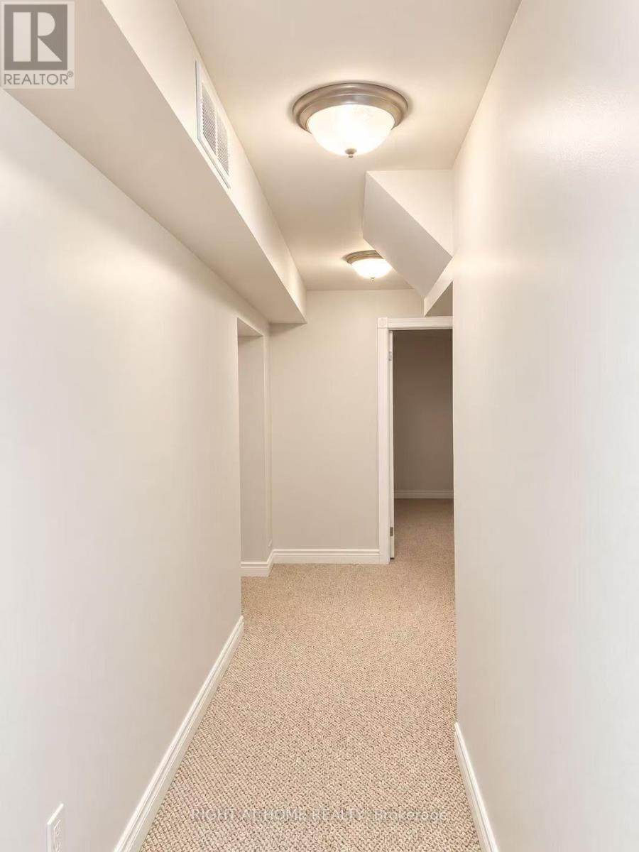 1023 AURORA COURT - 27